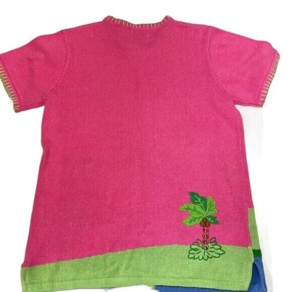 The Quacker Factory Pink Flamingo Embroidered Short Sleeve Sweater Sz Med Tropic - Picture 3 of 8